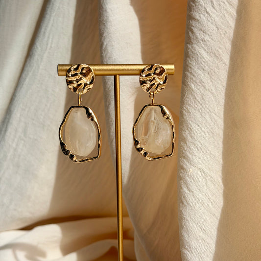 Frosted Resin Drop Earrings S925 Hammered Gold Disc