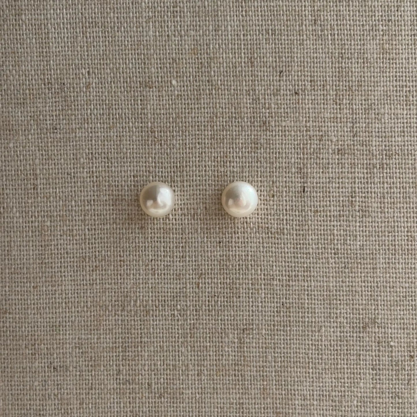 Freshwater Pearl Round Stud Earrings S925 Silver — close-up of pearl and post detail