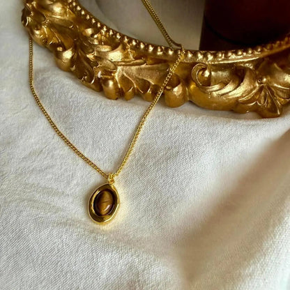 Natural Tiger Eye Oval Pendant Necklace Gold Plated — pendant close-up detail