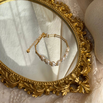 Freshwater Pearl Sparkle Bracelet 18K Gold Plated — clasp detail close-up