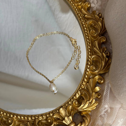 Freshwater Pearl Gold Bracelet 18K Plated Women UK — clasp detail close-up