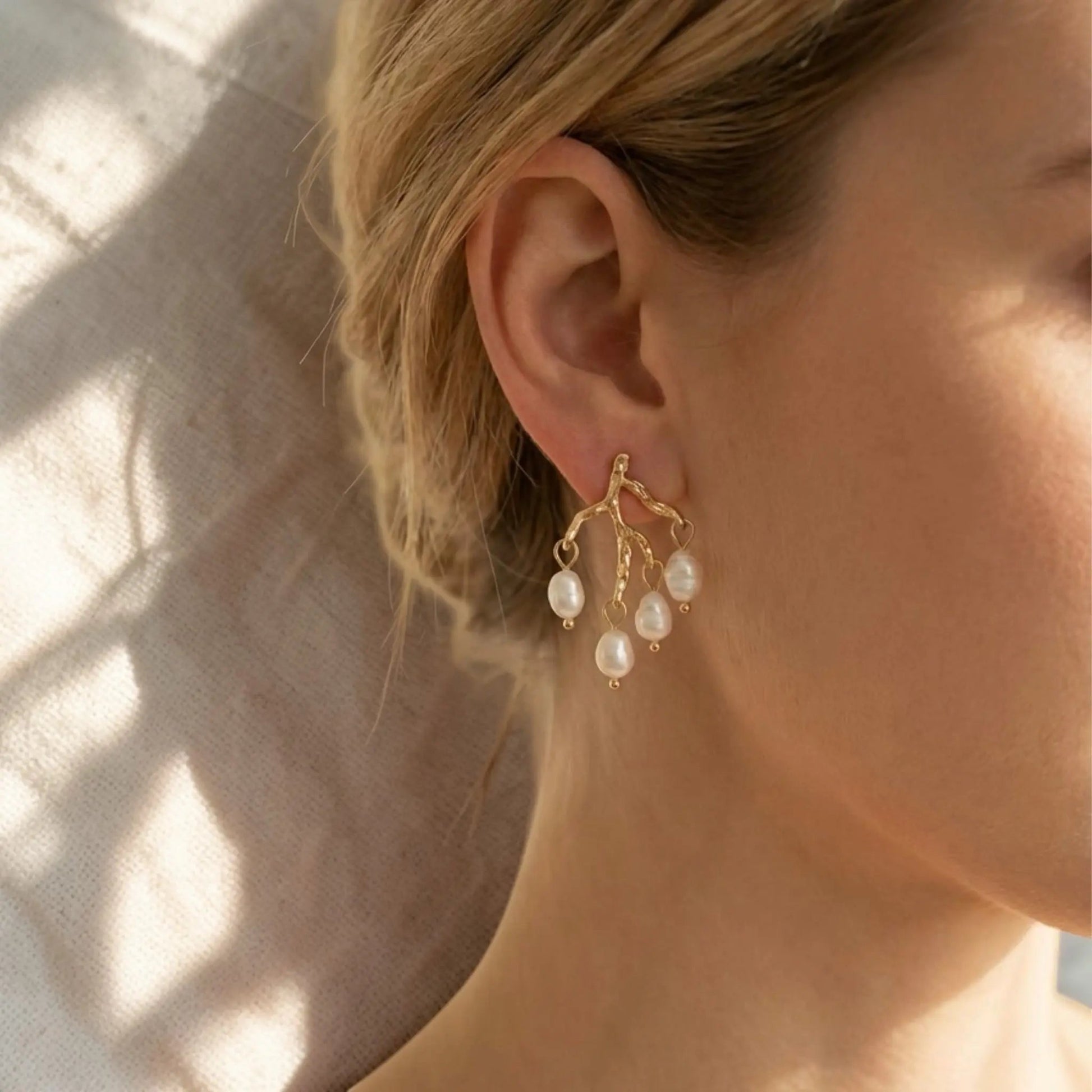 Natural Freshwater Pearl Stud Earrings S925 Gold — close-up of pearl and post detail