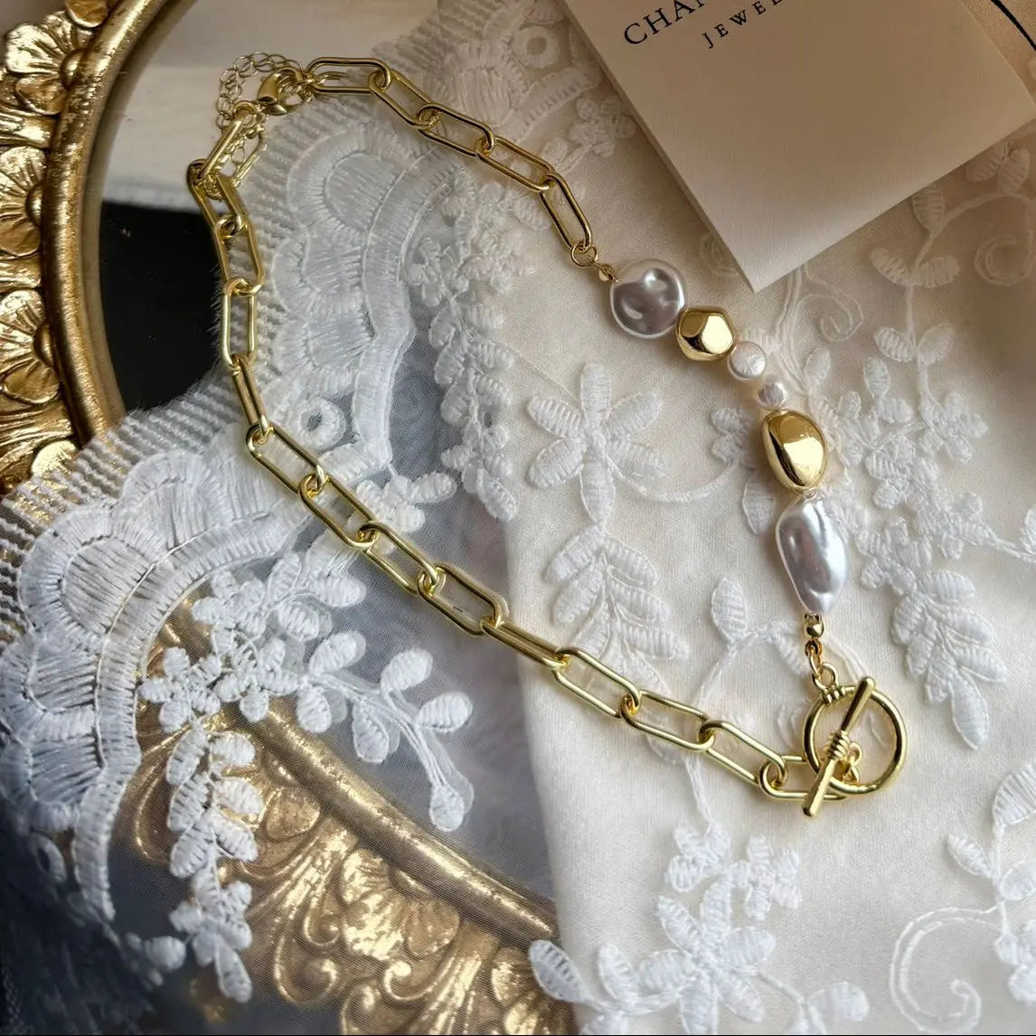 Freshwater Pearl Galaxy Pendant Necklace Gold Tone — chain and clasp detail