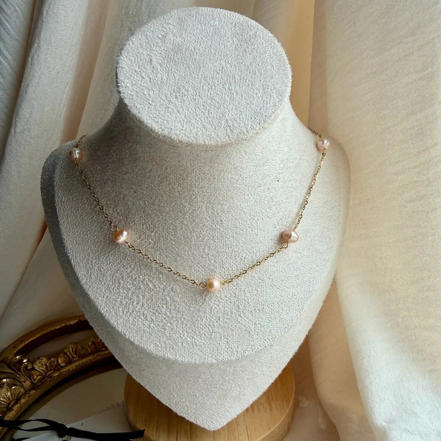 Freshwater Pearl Link Chain Necklace Gold Plated — pendant close-up detail