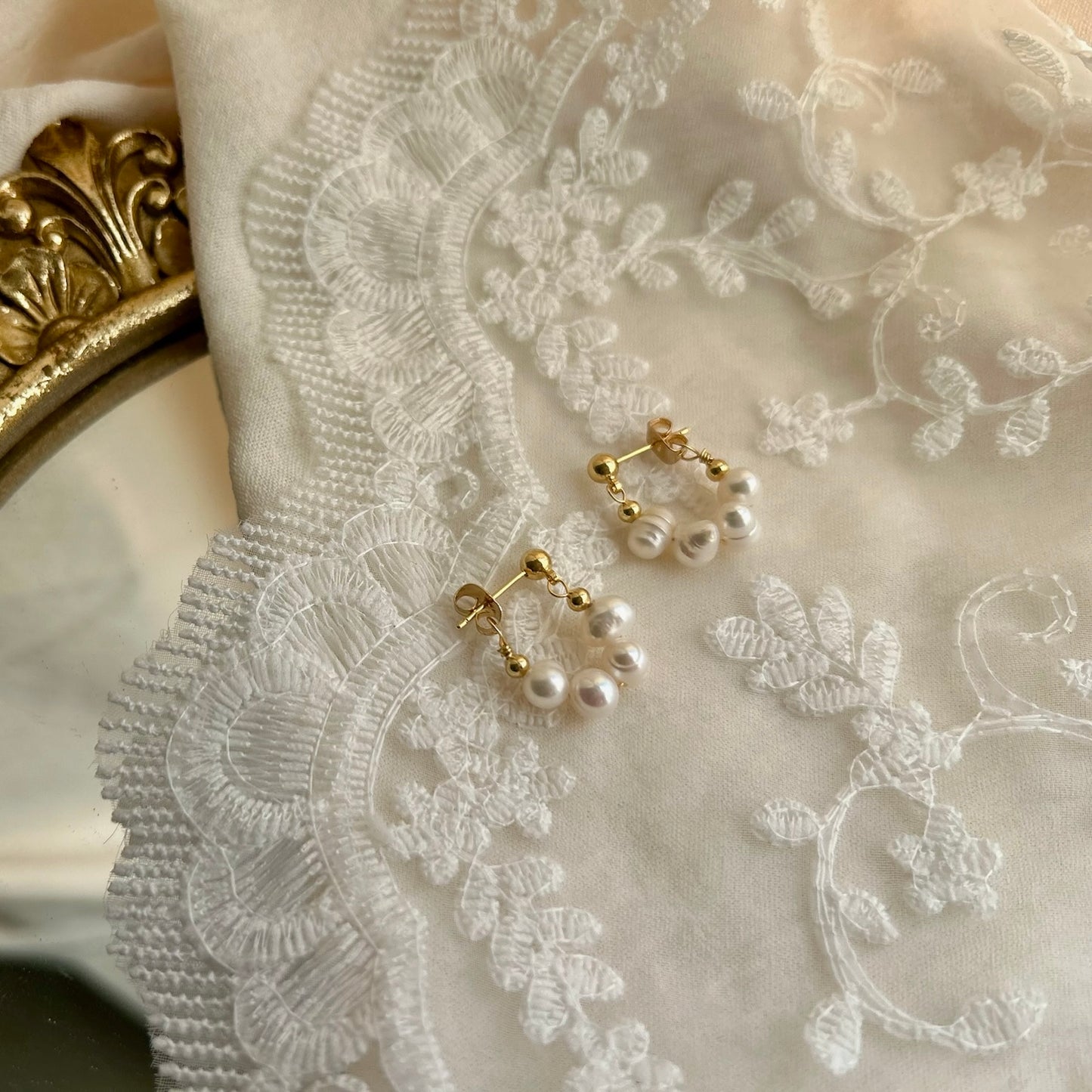 The Minimal Pearl Edit